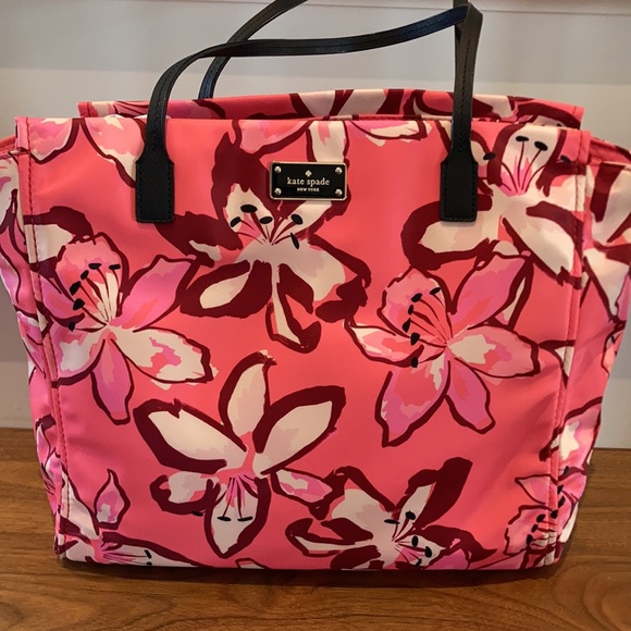 kate spade Handbags - NWT Kate Spade Taden Blake Avenue Printed Tote